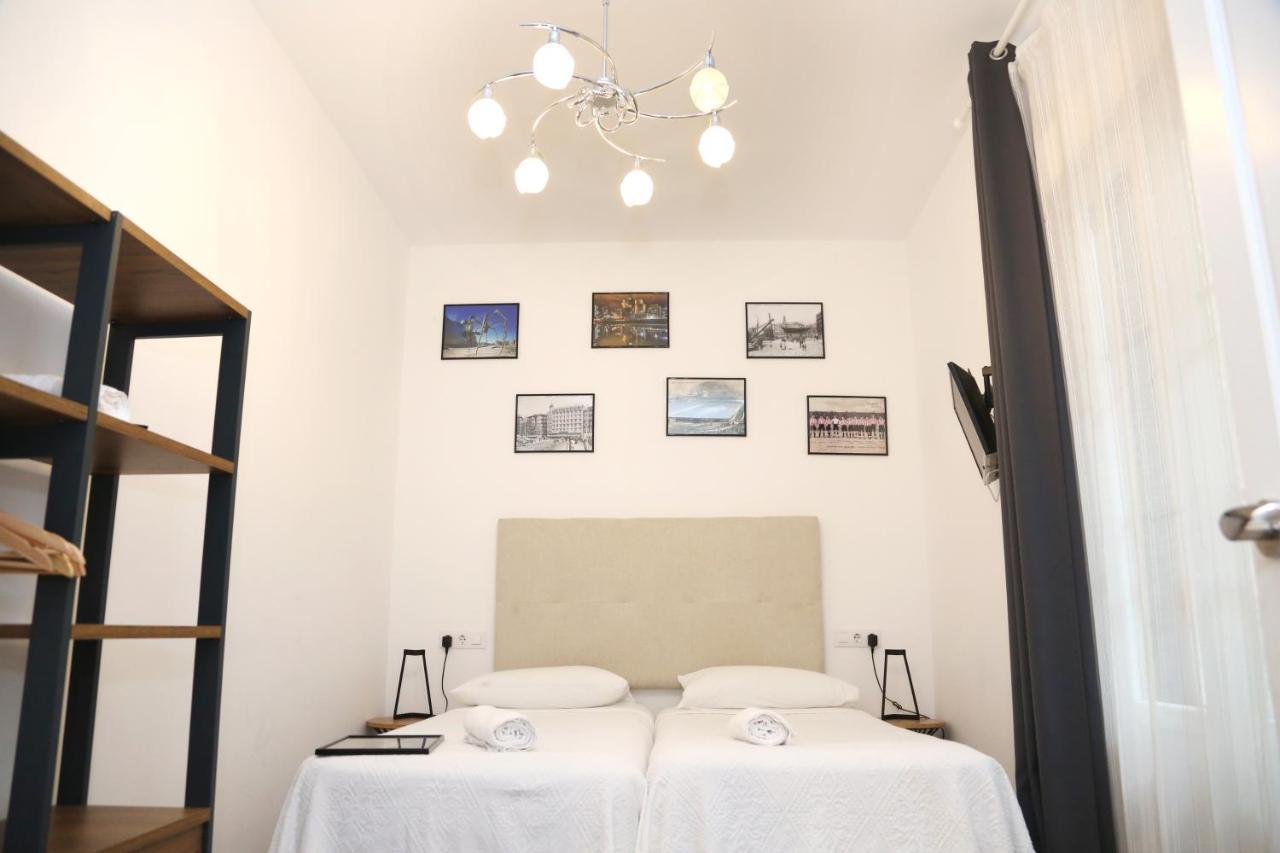 Апартаменти Piso Exclusivo Frente Al Casco Viejo Con Parking Gratis Більбао Екстер'єр фото